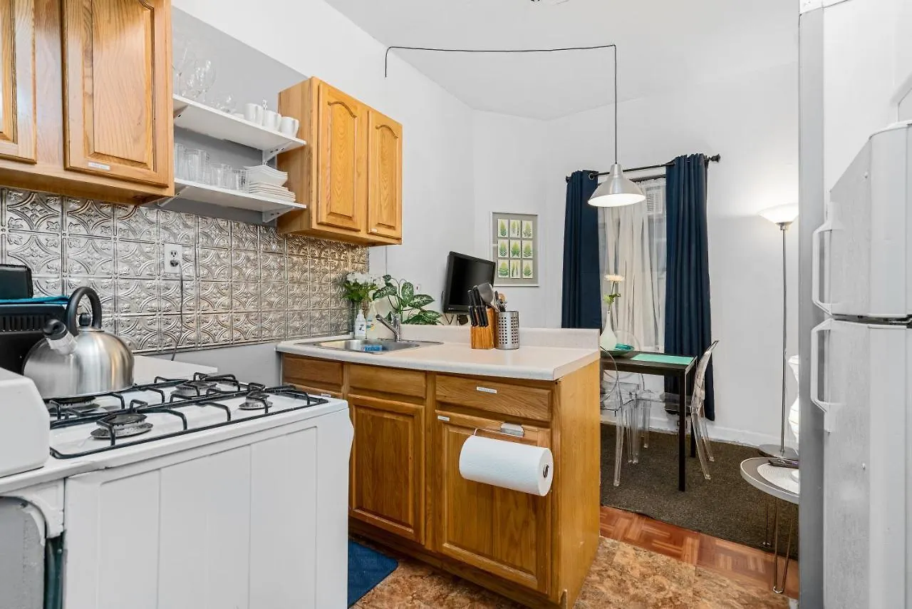 Cloverleaf Apartment - Perfectly Located Near Restaurants, Shops, & Sites New York 0*,