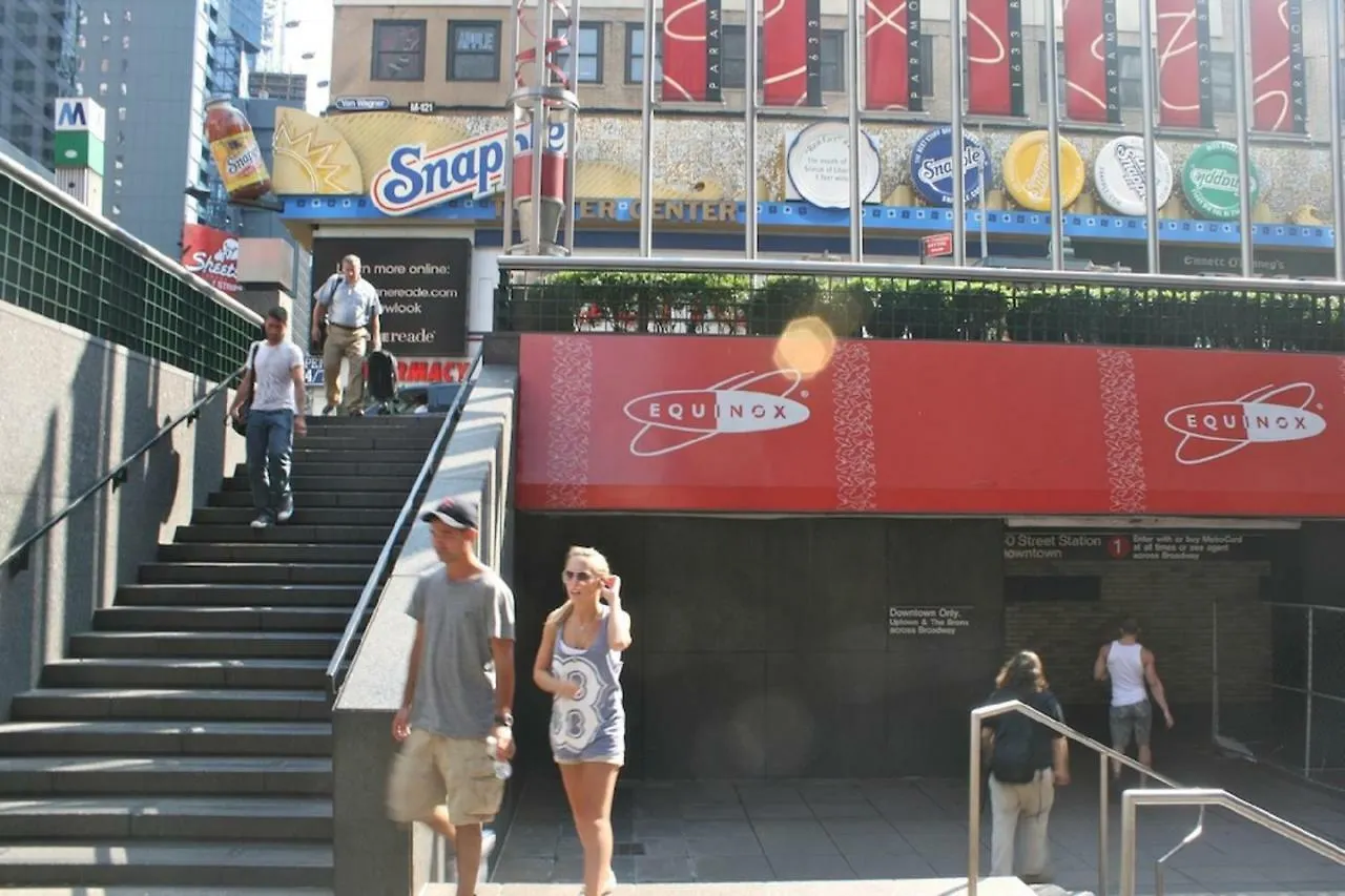 Cloverleaf Apartment - Perfectly Located Near Restaurants, Shops, & Sites New York United States