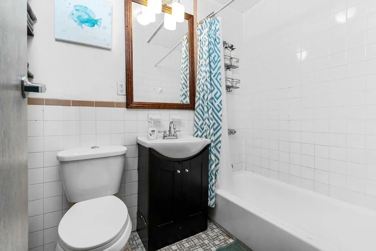 Cloverleaf Apartment - Perfectly Located Near Restaurants, Shops, & Sites New York United States